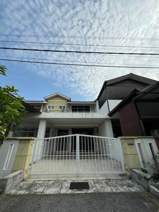 Homestay Bagan Serai Bagian luar foto